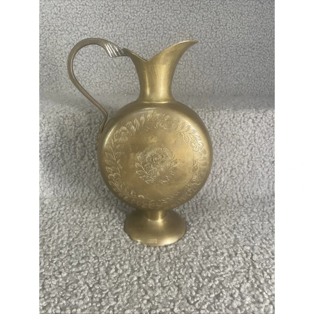 VINTAGE SOLID BRASS‎ VASE WITH HANDLE